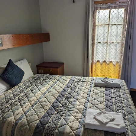 Elm Court Motel Albury Extérieur photo