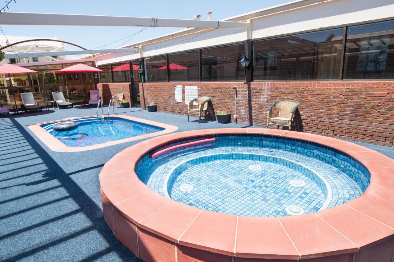Elm Court Motel Albury Extérieur photo